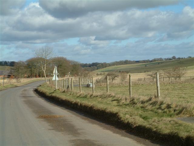 The road into Lockeridge