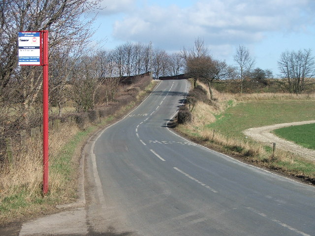 Road between Santingley Grange and Crofton.