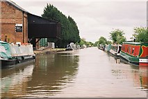 SJ5958 : Shropshire Union Canal - Calveley Service station by Pierre Terre