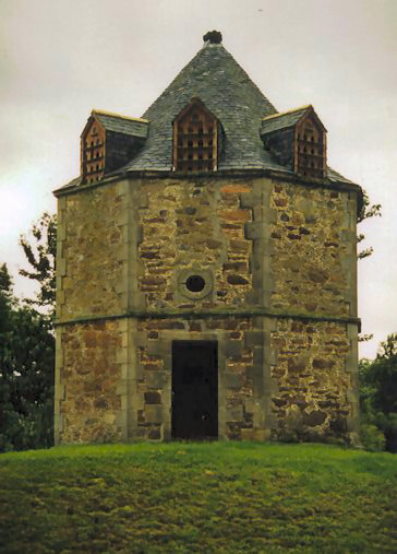 Dovecote at Culloden