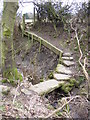 Footbridge at SE03764785, Silsden