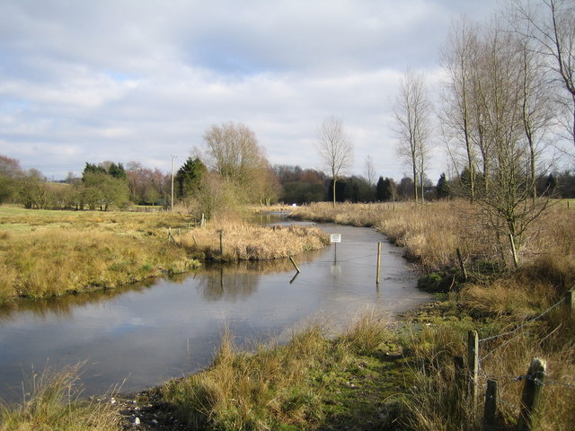 River Gade at Water End © Nigel Cox cc-by-sa/2.0 :: Geograph Britain and Ireland