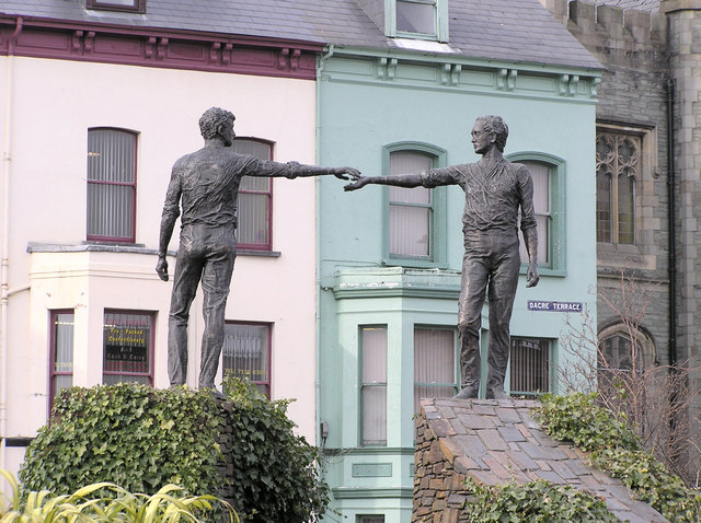 Reaching out, Derry / Londonderry