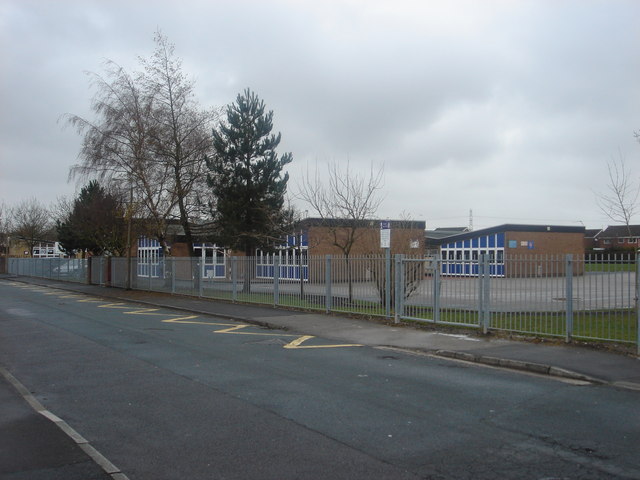 Whitefield Primary School © Margaret Clough :: Geograph Britain and Ireland