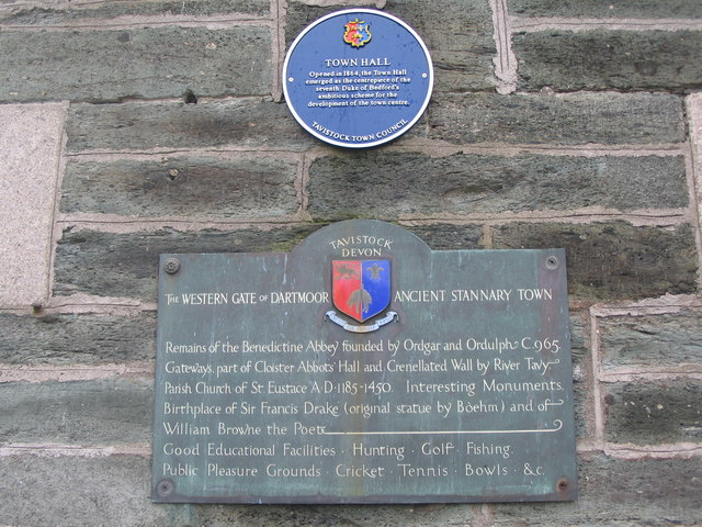 Town Hall plaques