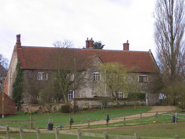 Hardley Hall © Graham Hardy cc-by-sa/2.0 :: Geograph Britain and Ireland