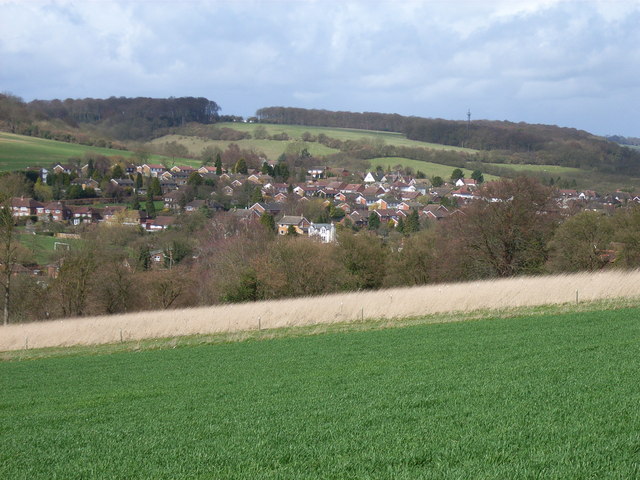 Hughenden Valley © Andrew Smith :: Geograph Britain and Ireland