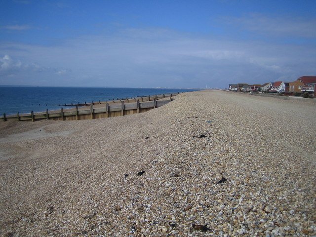 Hayling Island: Eastoke Beach © Nigel Cox :: Geograph Britain and Ireland