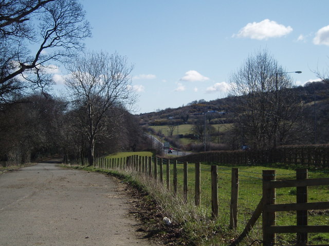 Looking east along the old Prudhoe road.