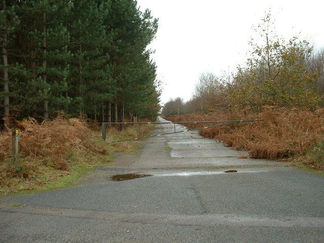 East gate, an entrance to the now disused RAF Woodbridge.