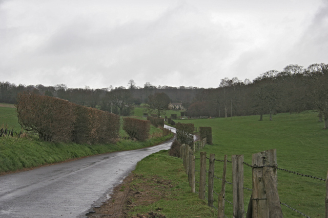 Road near Lower Lanham