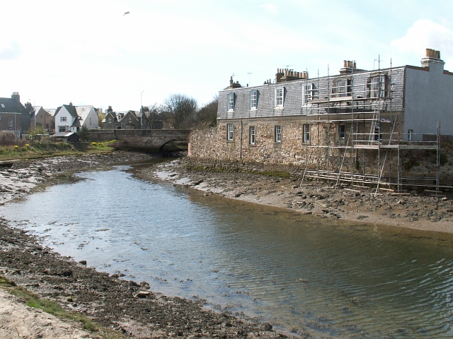 Shore Bridge, St Andrews © Jim Bain Cc-by-sa 2.0 :: Geograph Britain 