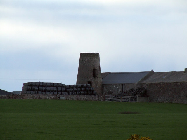 Old windmill near to Llechcynfarwy