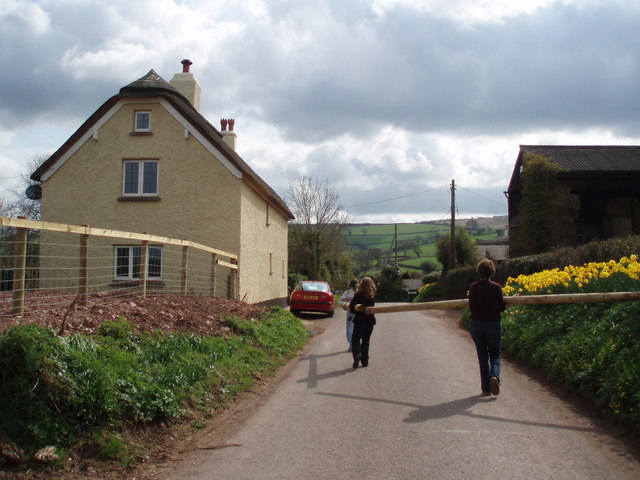 Rodhuish Cross