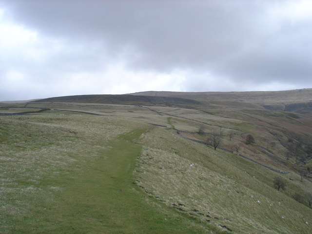 Footpath to Hag Dyke
