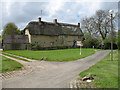 Thatched housing - Loughton