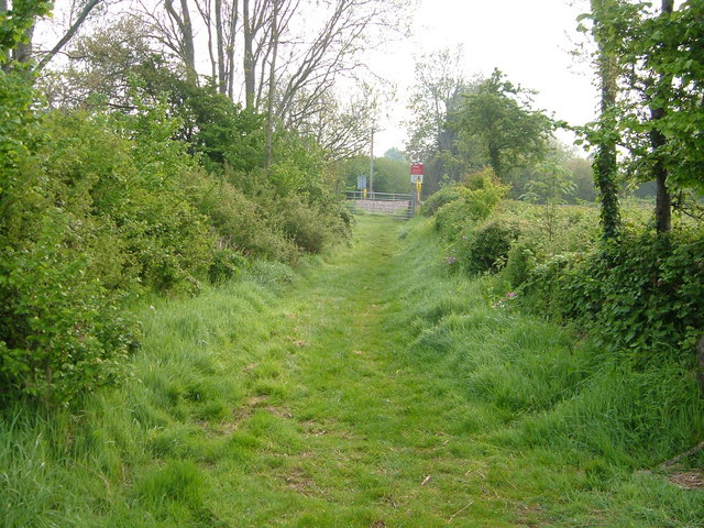 Track to railway crossing at Exton