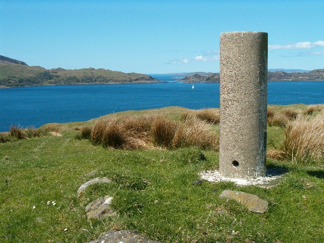 Triangulation pillar at Aird Luing