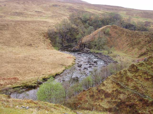 steep-sided-gorge-as-the-ghuserein-river-sheila-russell-cc-by-sa-2