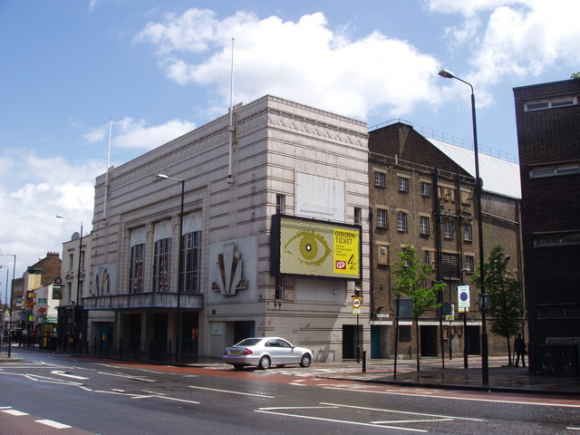The Troxy Cinema, Commercial Road © David Williams cc-by-sa/2.0 ...