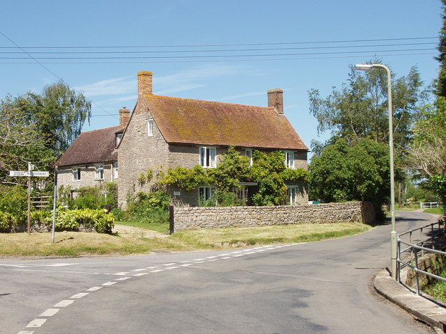 House in Piddington