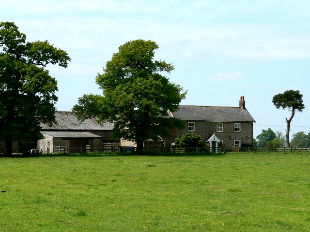 Castle Farm © Roger Gilbertson Cc By Sa20 Geograph Britain And Ireland