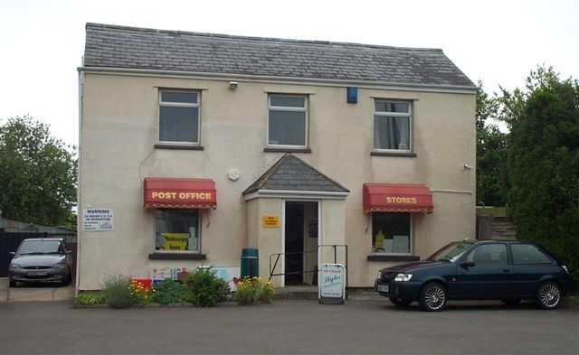 Henlade Post Office © Barbara Cook :: Geograph Britain and Ireland