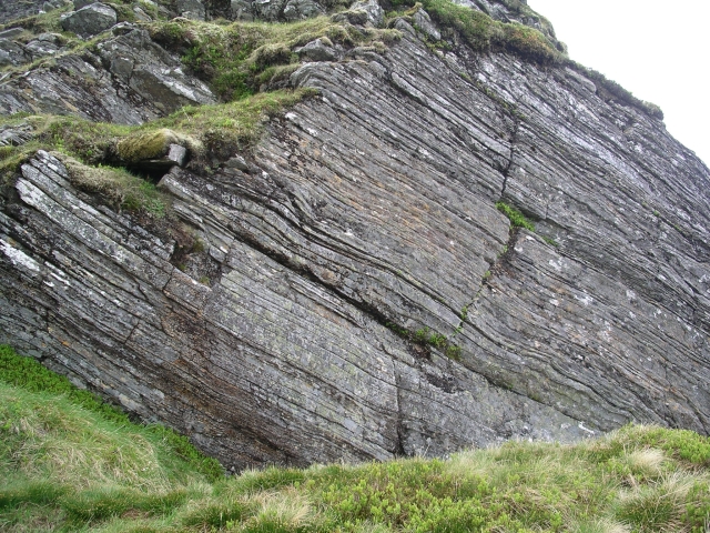 Rock strata, E ridge of Gairich