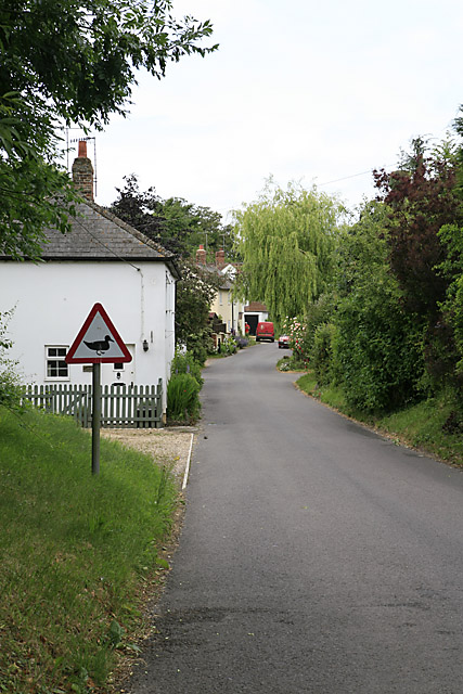 Entering Ford village from the A338