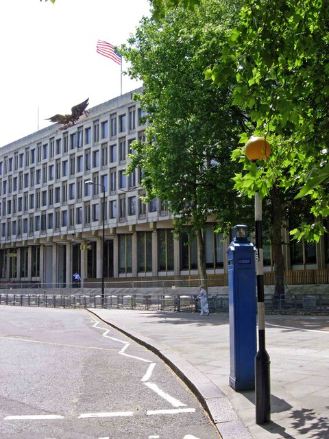 The American Embassy, Grosvenor Square © Stephen McKay :: Geograph Britain and Ireland