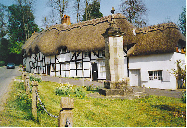 War Memorial and Thatched Cottages,... © Colin Smith cc-by-sa/2.0 ...