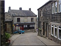 SD9828 : Towngate, Heptonstall by Humphrey Bolton