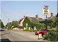 Radnor Arms pub, Nunton