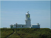 SM8941 : Strumble Head Lighthouse by Ian Knox