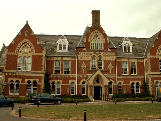 Saffron Walden Hospital, Essex © Robert Edwards cc-by-sa/2.0 ...