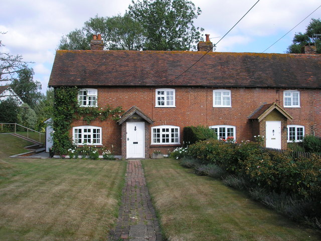 West Haxted Farm Cottages, Lingfield Road, Haxted, Surrey