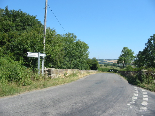 Bridge over the former Pickering - Helmsley railway line near Gallow Heads