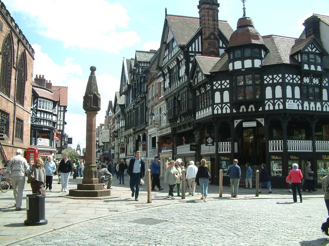 Chester, The Cross and The Rows © Neil Kennedy cc-by-sa/2.0 :: Geograph ...