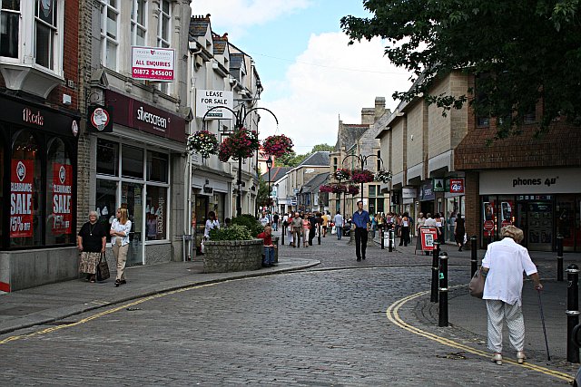 Truro Town Centre, Sunday Morning © Tony Atkin cc-by-sa/2.0 :: Geograph ...