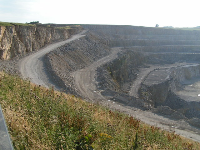 Hope Quarry © Dave Dunford :: Geograph Britain and Ireland