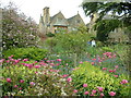 SP1742 : Hidcote Manor Garden, Enjoying the Scene by Neil Kennedy