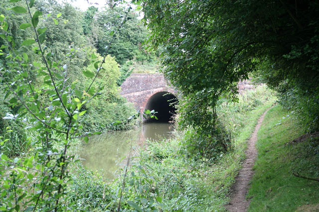 Saddington Tunnel on the Grand Union... © Kate Jewell cc-by-sa/2.0 ...