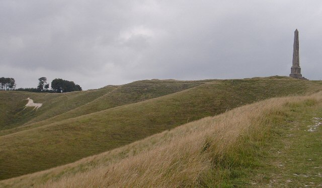 The Cherhill White Horse and the Landsdowne Monument
