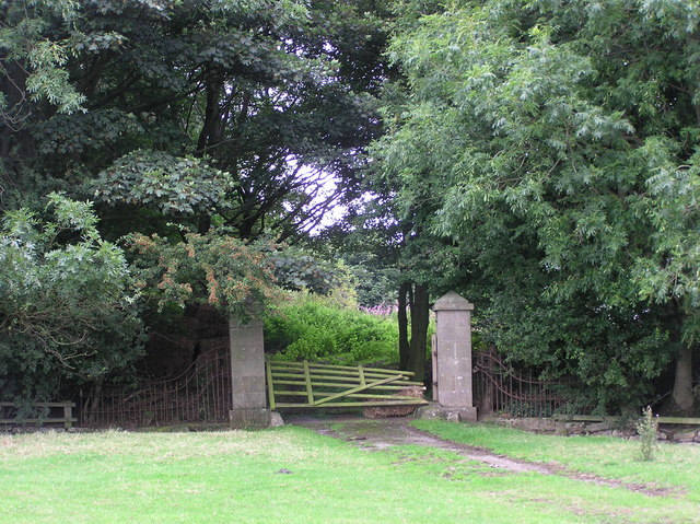 Gate Entrance : Langton Grange