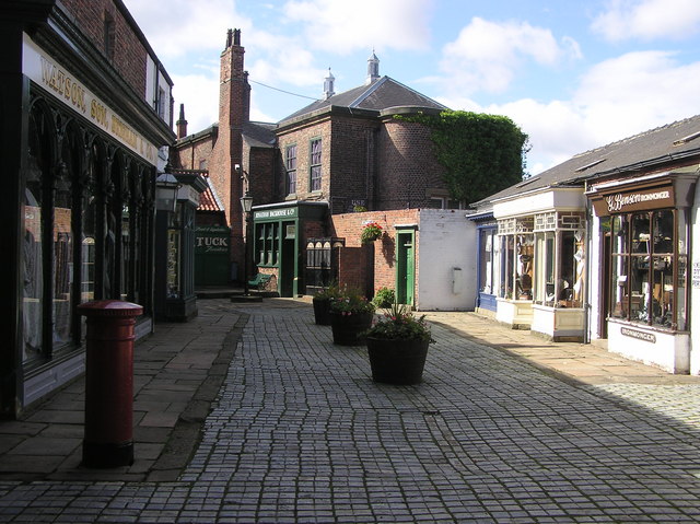 Victorian Street : Preston Park Museum
