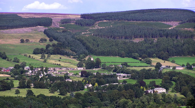 View of Eggleston Village and Hall © Hugh Mortimer cc-by-sa/2.0 ...