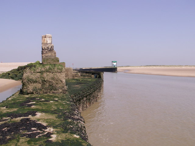 The Entrance to Rye Harbour