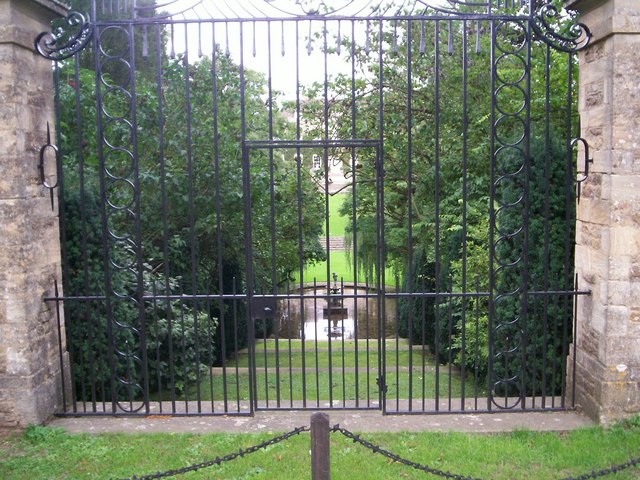 Cornwell Manor © David Luther Thomas :: Geograph Britain and Ireland