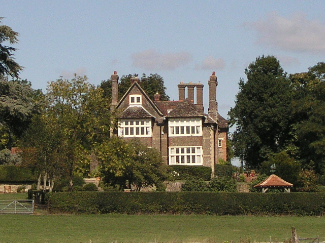 Hill House, Slinfold © Andy Potter Cc-by-sa 2.0 :: Geograph Britain And 