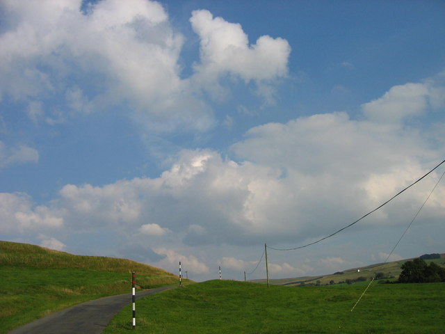 Unfenced road near Bewcastle